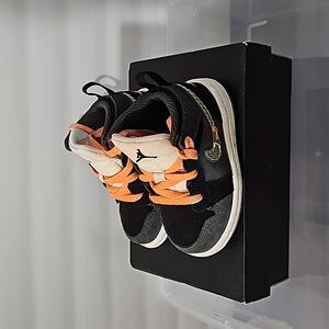 Jordan. Toodler size 5c